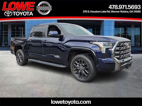 Used 2022 Toyota Tundra Platinum image 1