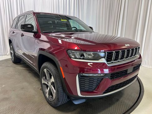 New 2026 Jeep Grand Cherokee L Limited AWD/4WD image 26