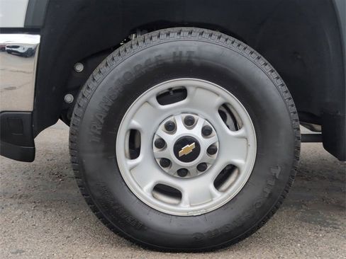Used 2024 Chevrolet Silverado 2500 W/T w/ WT Convenience Package image 31