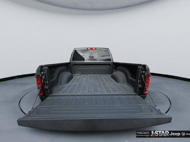 Used 2026 RAM 2500 Big Horn AWD/4WD image 7