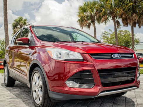 Used 2014 Ford Escape Titanium FWD image 1
