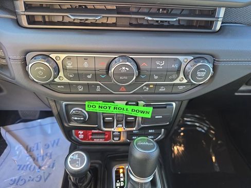 New 2026 Jeep Gladiator Rubicon w/ Safety Group image 27
