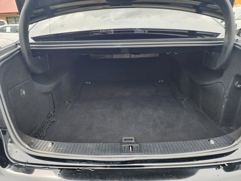 Used 2014 Mercedes-Benz E 350 4MATIC Sedan image 7