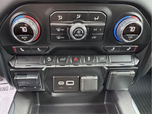 Used 2022 Chevrolet Silverado 1500 LT Trail Boss w/ Convenience Package II AWD/4WD image 41