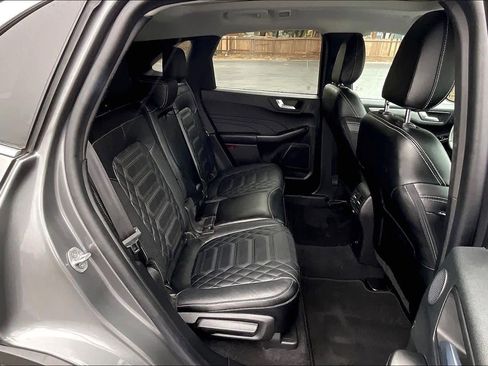 Used 2023 Ford Escape SE w/ PHEV Premium Package image 30