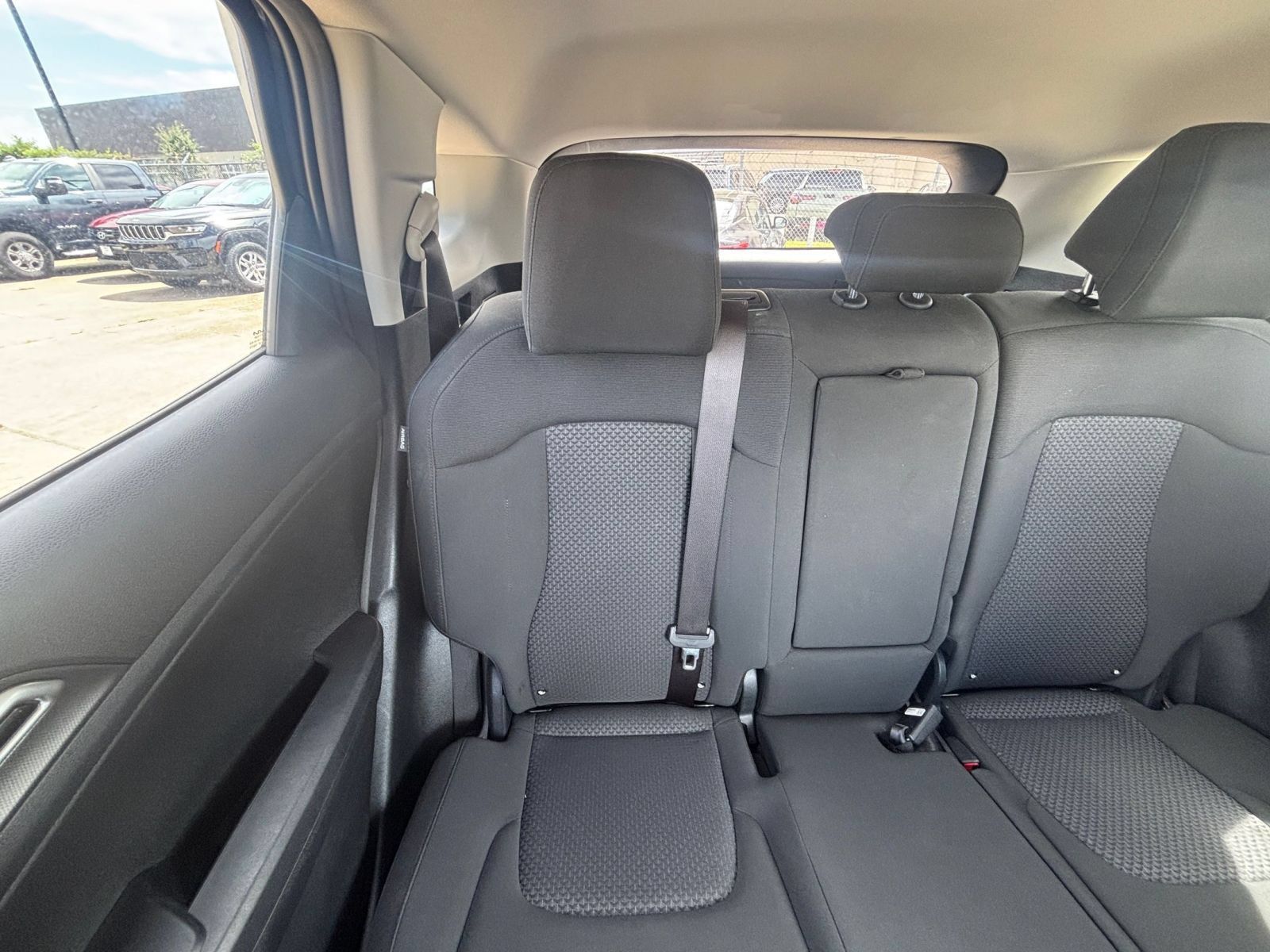 Used 2026 Kia Sportage LX FWD image 38