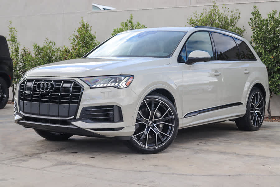 Used 2023 Audi Q7 3.0T Prestige AWD/4WD image 2