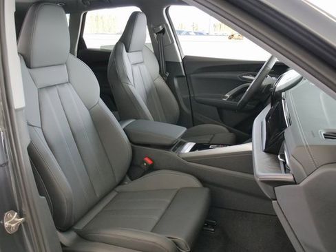 New 2025 Audi Q5 Premium Plus image 16