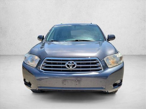 Used 2010 Toyota Highlander Limited FWD image 2