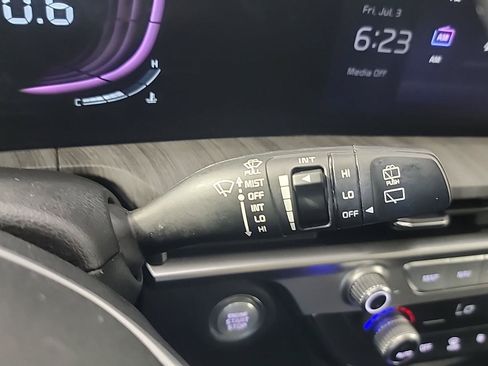 Certified 2024 Kia Telluride EX FWD image 30