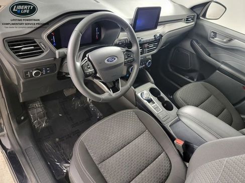 Used 2023 Ford Escape Active AWD/4WD image 12