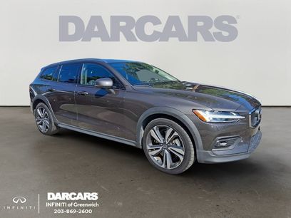 Used 2025 Volvo V60 B5 Cross Country Plus