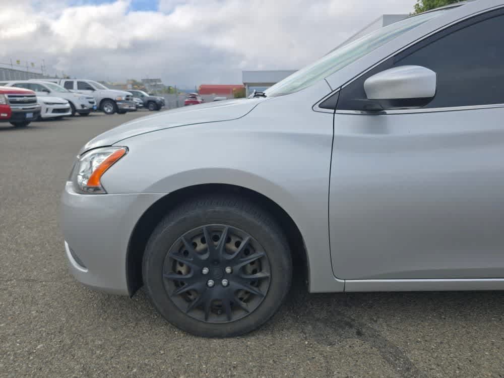 Used 2015 Nissan Sentra SV FWD image 20