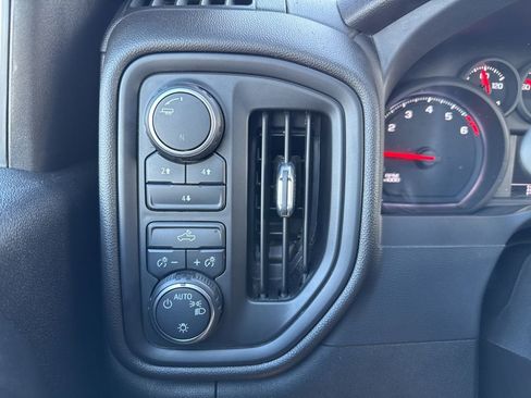 Used 2022 Chevrolet Silverado 2500 W/T w/ WT Convenience Package image 17