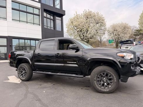 Used 2023 Toyota Tacoma SR5 image 2
