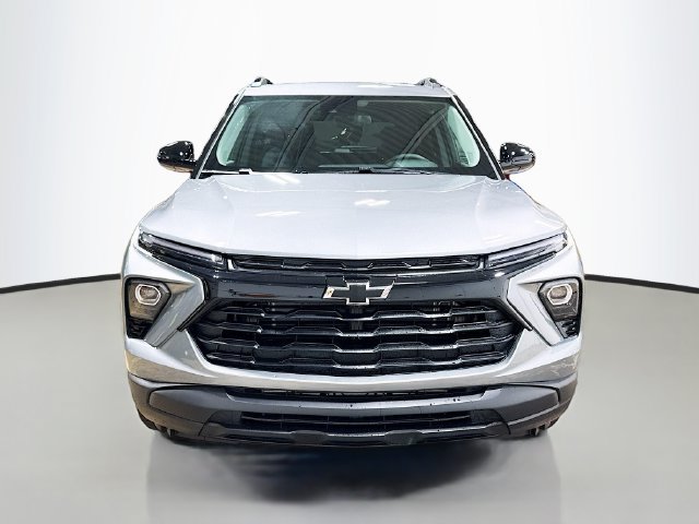 New 2026 Chevrolet TrailBlazer LT w/ Midnight Edition FWD image 3