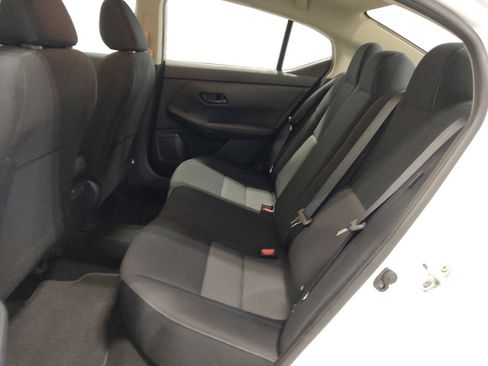 Used 2024 Nissan Sentra SV image 18