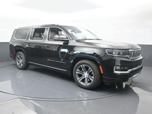 Used 2024 Jeep Grand Wagoneer L 4WD image 8