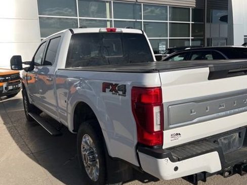 Used 2022 Ford F250 Limited w/ FX4 Off-Road Package AWD/4WD image 6