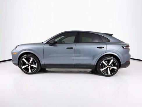 New 2026 Porsche Cayenne Coupe image 2