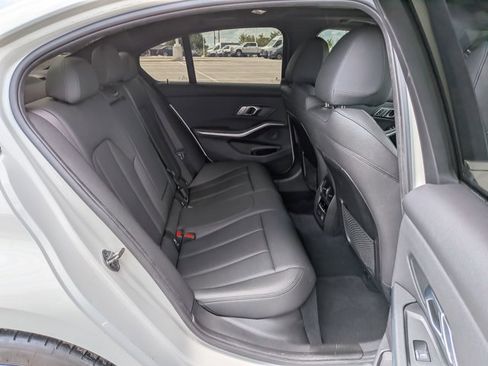 Used 2020 BMW 330i Sedan w/ Convenience Package image 20