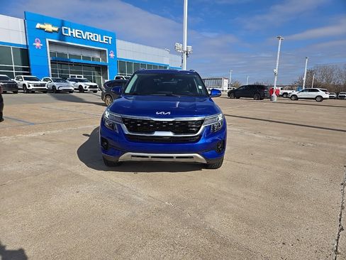 Used 2023 Kia Seltos S w/ Navigation Package image 8