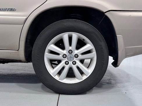 Used 2007 Toyota Highlander Sport AWD/4WD image 32