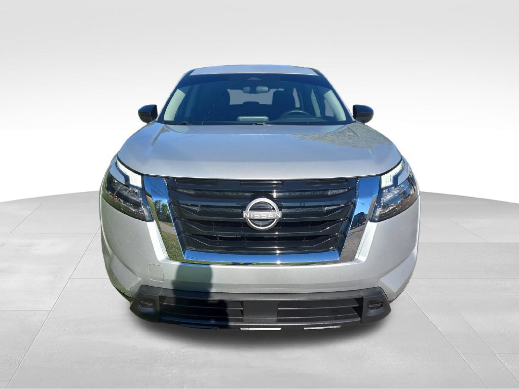 Used 2023 Nissan Pathfinder S AWD/4WD image 9