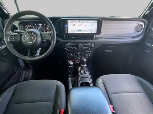 Used 2024 Jeep Gladiator Sport AWD/4WD image 15