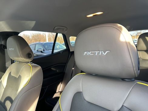 Used 2025 Chevrolet Trax ACTIV w/ Driver Confidence Package image 24