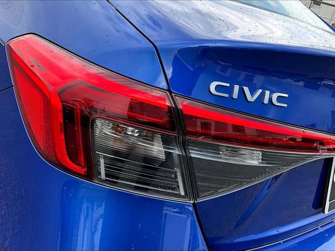 Used 2023 Honda Civic LX image 27