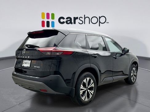 Used 2023 Nissan Rogue SV w/ SV Premium B Package image 5