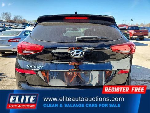 Used 2019 Hyundai Tucson SE image 11