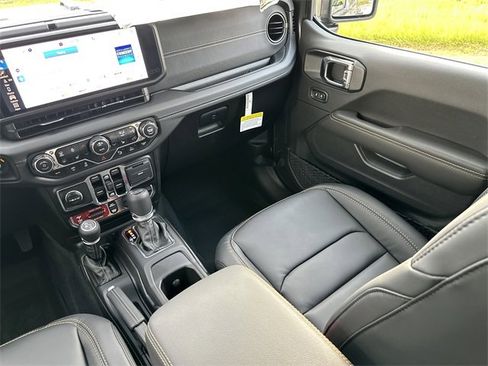 New 2025 Jeep Wrangler Unlimited Rubicon 392 image 14
