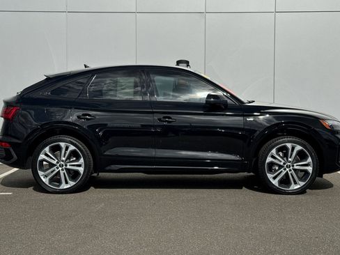 Used 2023 Audi Q5 2.0T Premium Plus w/ Premium Plus Package AWD/4WD image 6