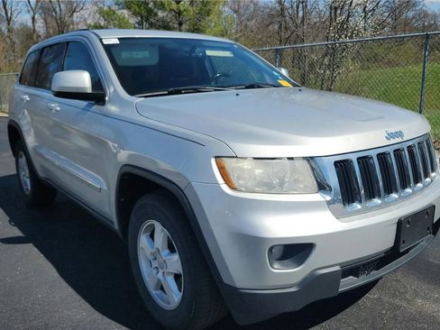 Used 2012 Jeep Grand Cherokee Laredo image 8