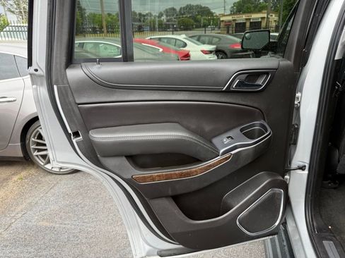Used 2018 Chevrolet Tahoe LT AWD/4WD image 27