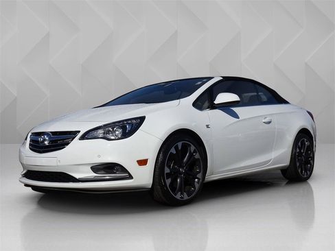 Used 2019 Buick Cascada Premium image 1