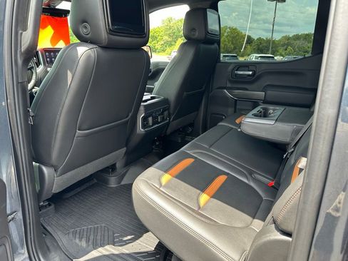 Used 2020 GMC Sierra 1500 AT4 w/ AT4 Premium Package AWD/4WD image 16