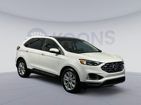 Used 2020 Ford Edge Titanium w/ Equipment Group 301A image 10