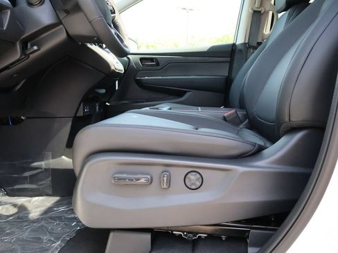 New 2026 Honda Odyssey EX-L image 32