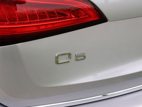 Used 2015 Audi Q5 2.0T Premium Plus w/ Technology Package AWD/4WD image 14