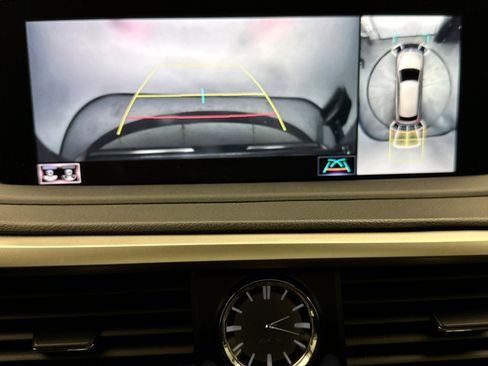 Used 2022 Lexus RX 350 AWD w/ Luxury Package image 10