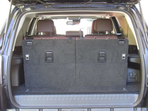 Used 2021 Toyota 4Runner Limited AWD/4WD image 24