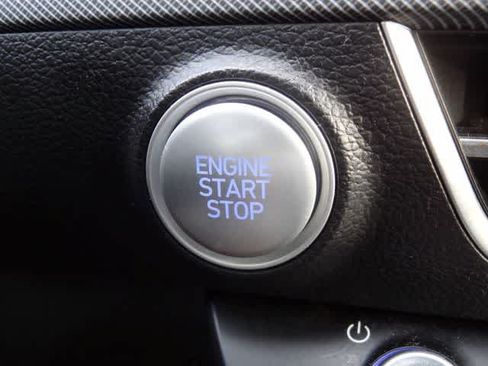 Used 2025 Hyundai Sonata SEL FWD image 23