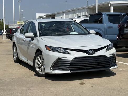 Used 2023 Toyota Camry LE FWD image 2