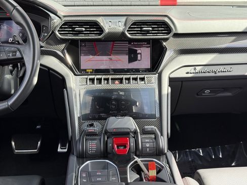 Used 2023 Lamborghini Urus S image 30