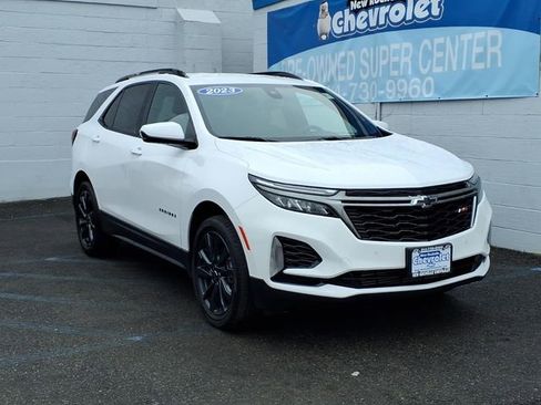 Used 2023 Chevrolet Equinox RS image 1