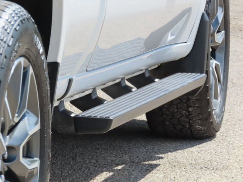 Certified 2024 Chevrolet Silverado 1500 RST w/ Convenience Package II AWD/4WD image 18