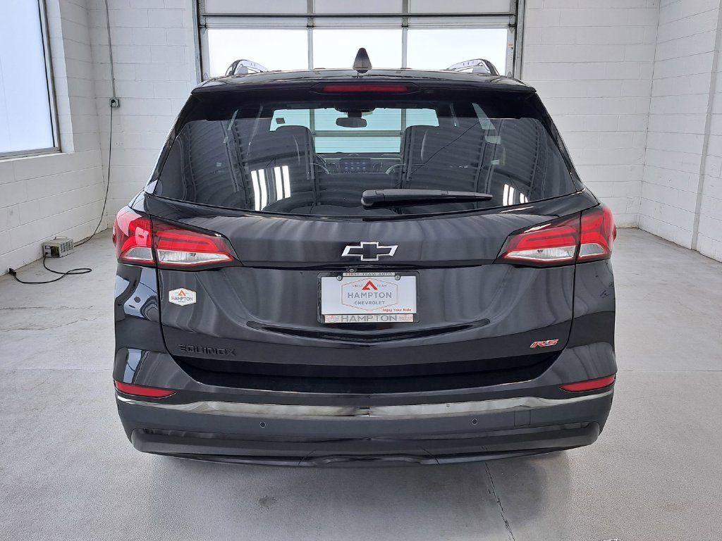 Used 2023 Chevrolet Equinox RS w/ RS Leather Package FWD image 6